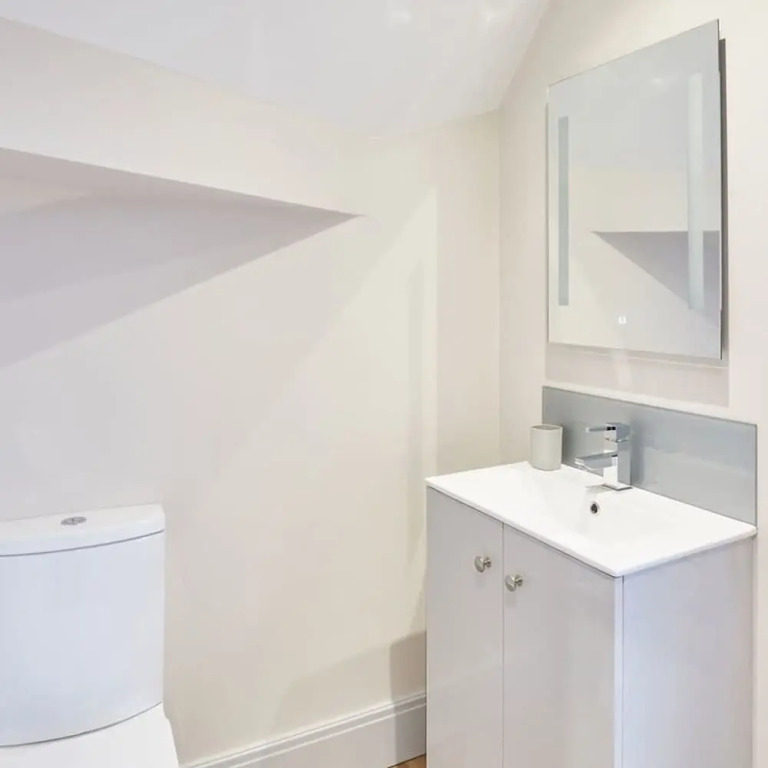 Host & Stay - Ramblers Retreat