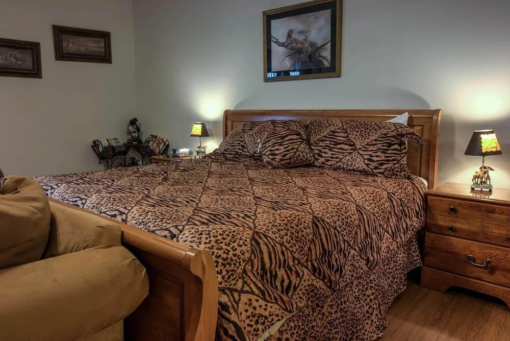Whispering Pines 611