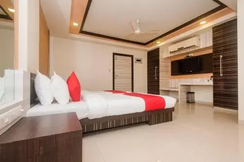 Oyo 15719 Hotel Banjara