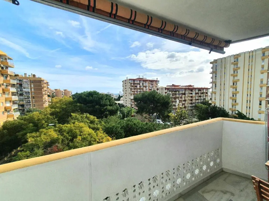 VIVE BENALMÁDENA JARDINES GAMONAL, CENTRICO Y TRANQUILO, 700m a la playa