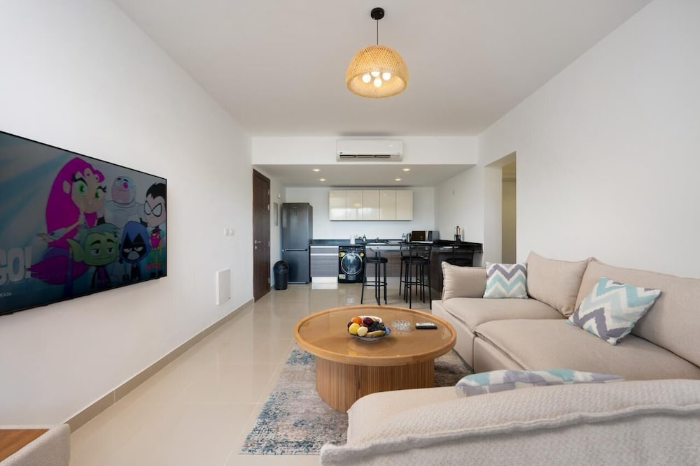 Vesta - Luxury APT - 2BR - G-cribs IV