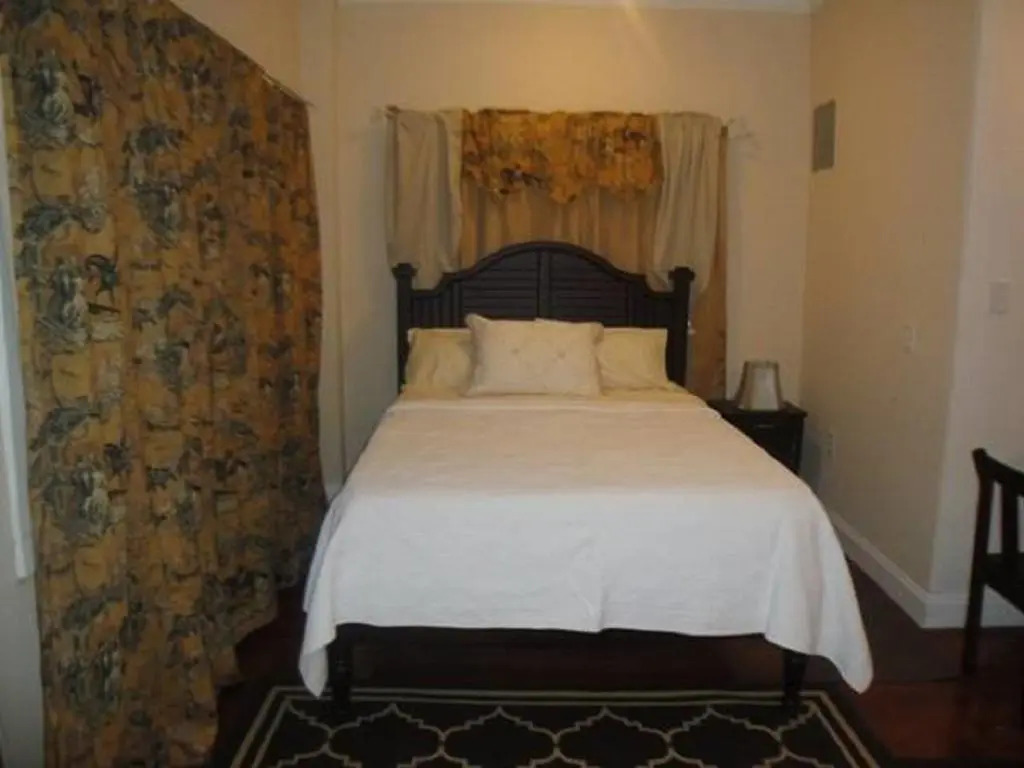 El Dorado Inn