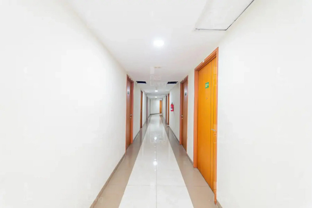 RedLiving Apartemen Green Lake View Ciputat - Pelangi Rooms 3 Tower E