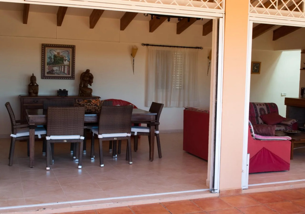 Villa Sol Post