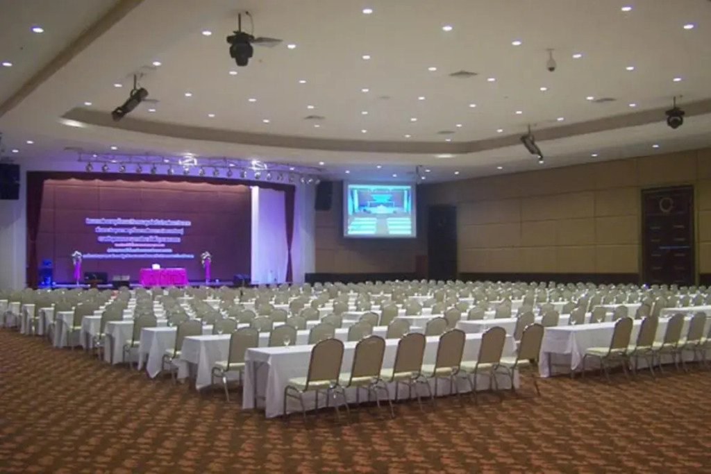 Grand Mandarin Betong Hotel
