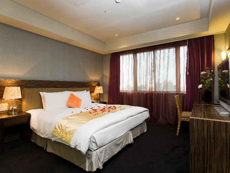 Hold Me Hotel  Zhongzheng