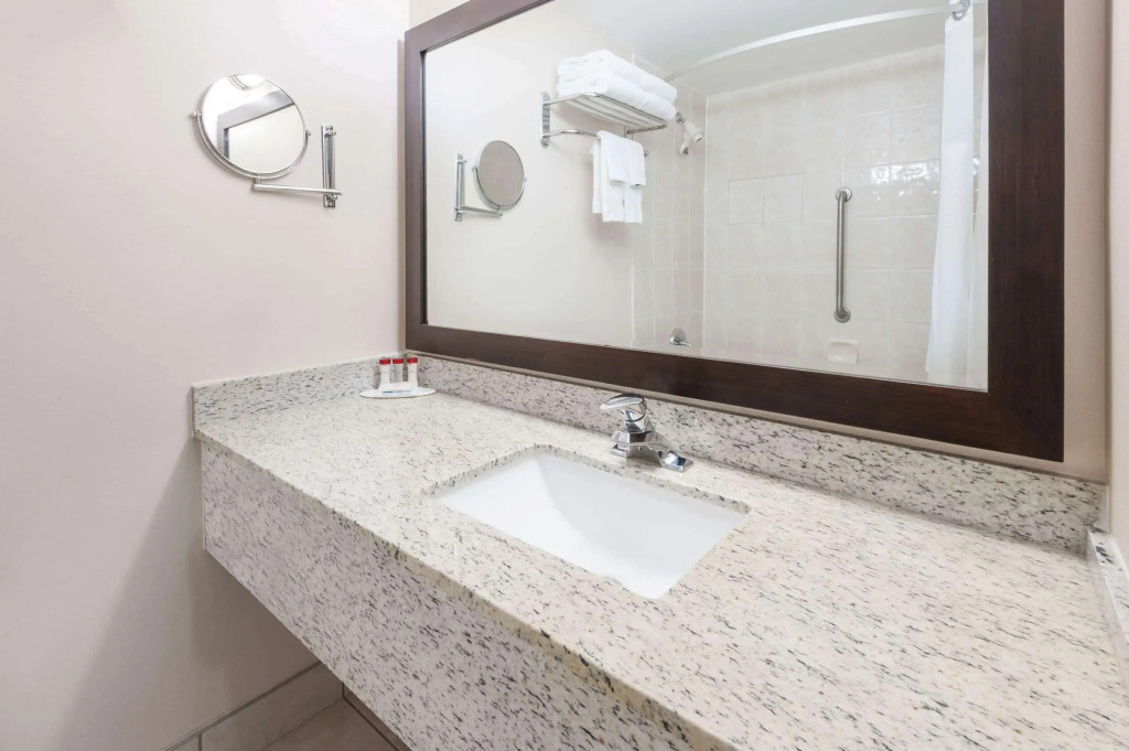 Ramada by Wyndham Edmonton South