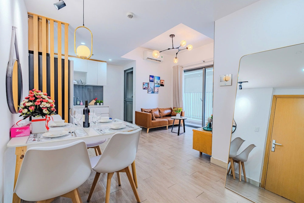 MASTERI Premier Residence