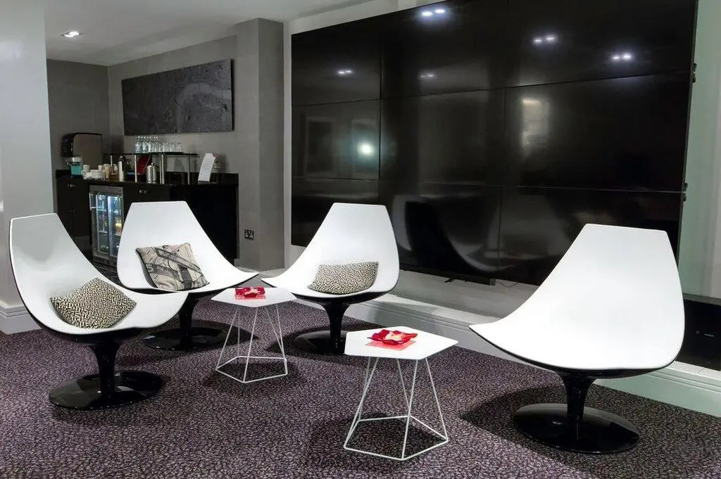 Crowne Plaza London Ealing by IHG