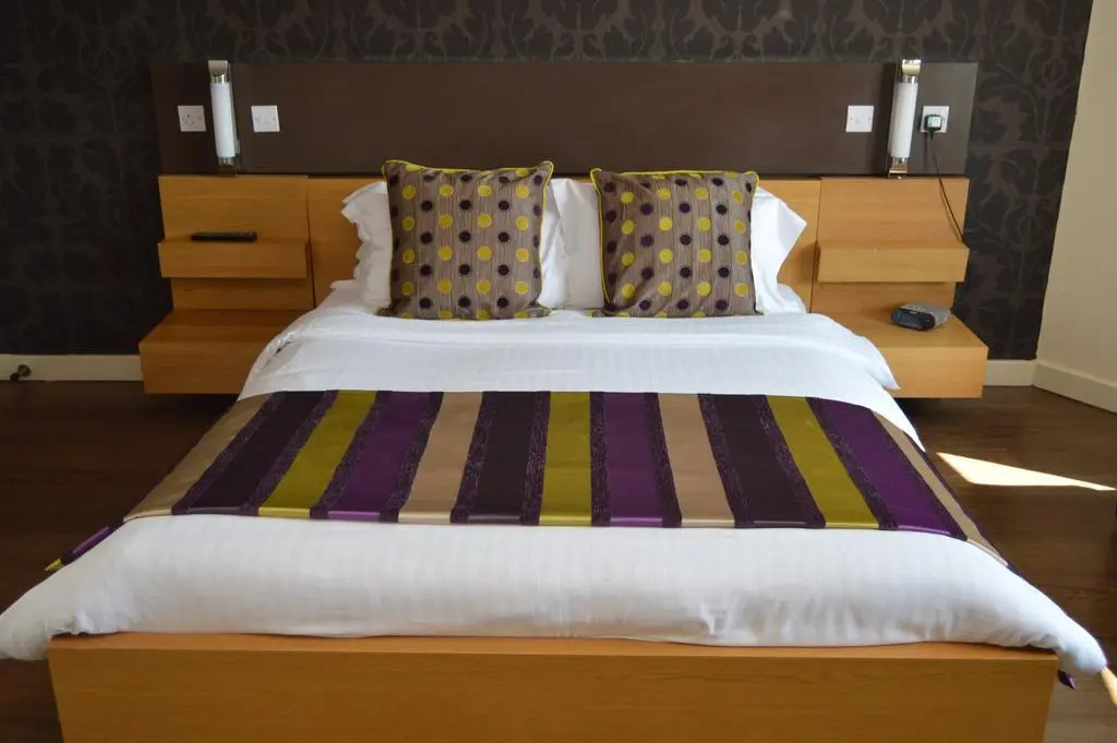 Hotel No 8