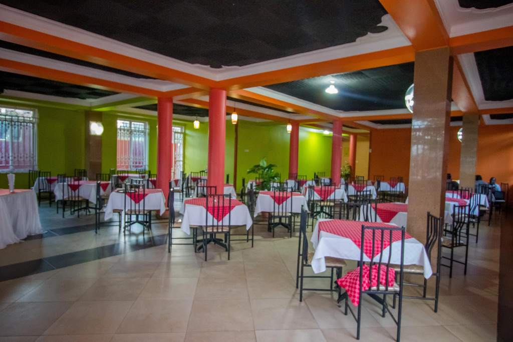 Jevine Hotel