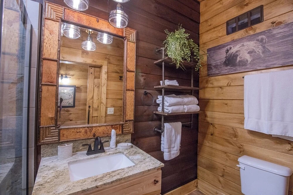 ER258- Sweet Memories Great location- Close to town cabin