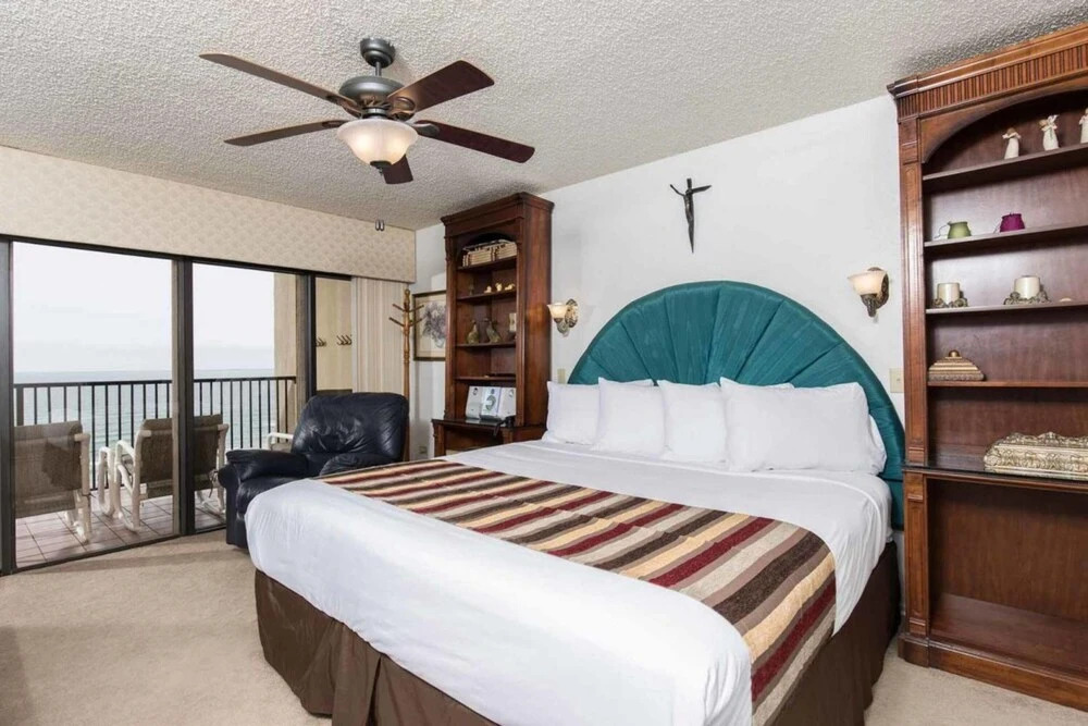 Ocean Vista 902