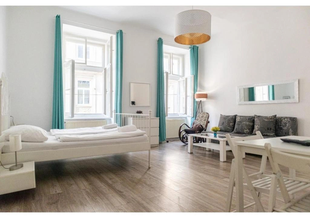 Elegant 1BR Apt. - Great for Long Stays