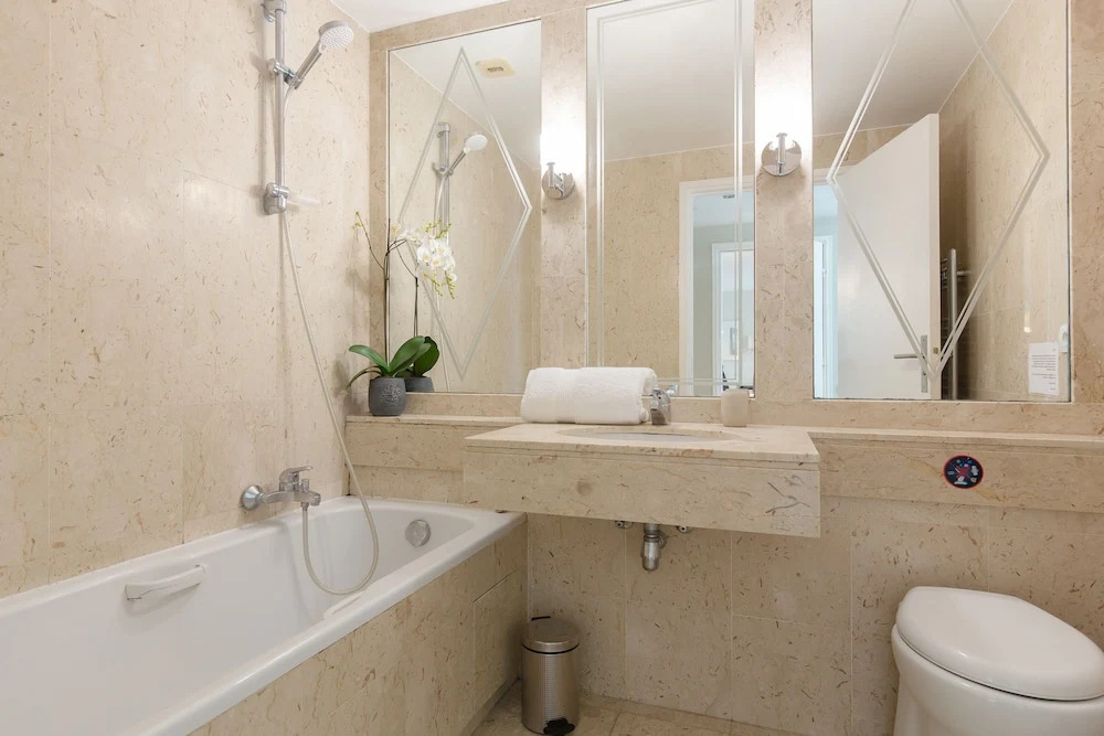 All in Cannes at Your Fingertip in Super Apartment
