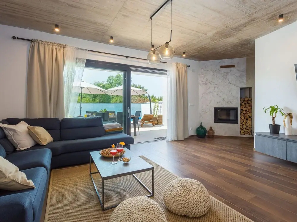 Villa Leonardo Vr Naveri