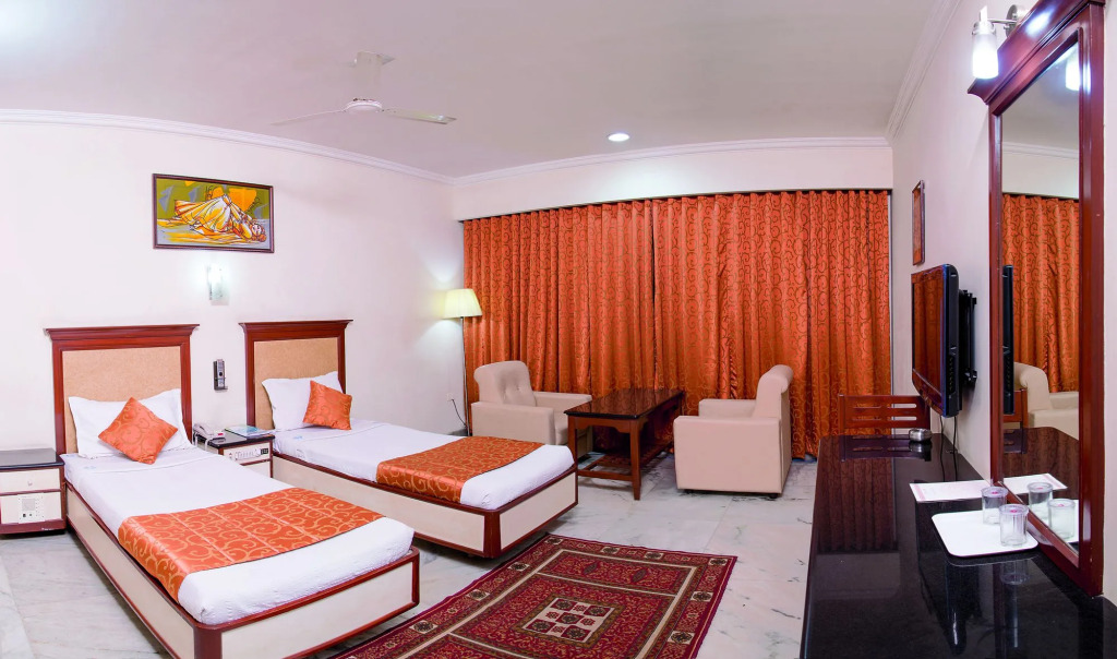 Ramyas Hotel