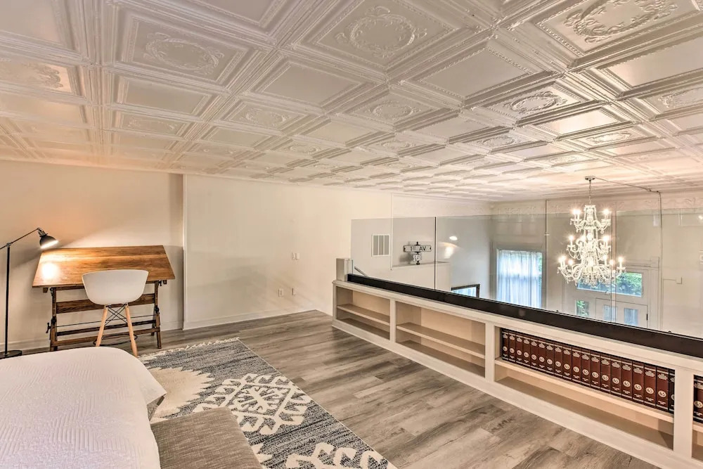 0776: Walk to Arkansas River: Historic Palace Loft