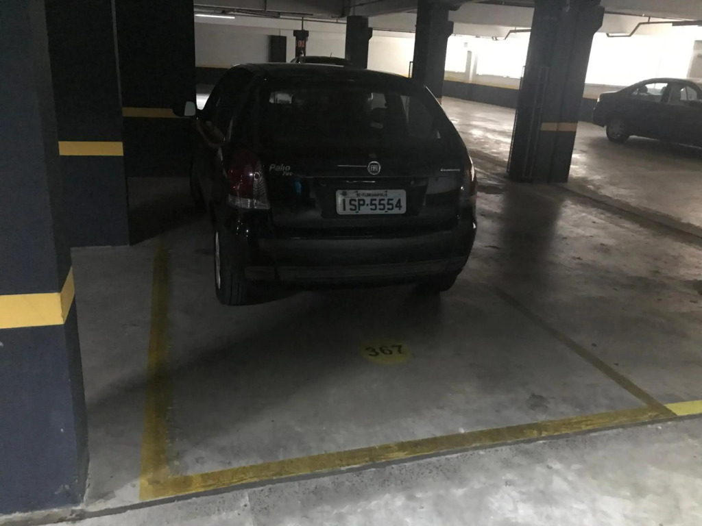 Apartamento p/ 8 com garagem churasqueira e piscina