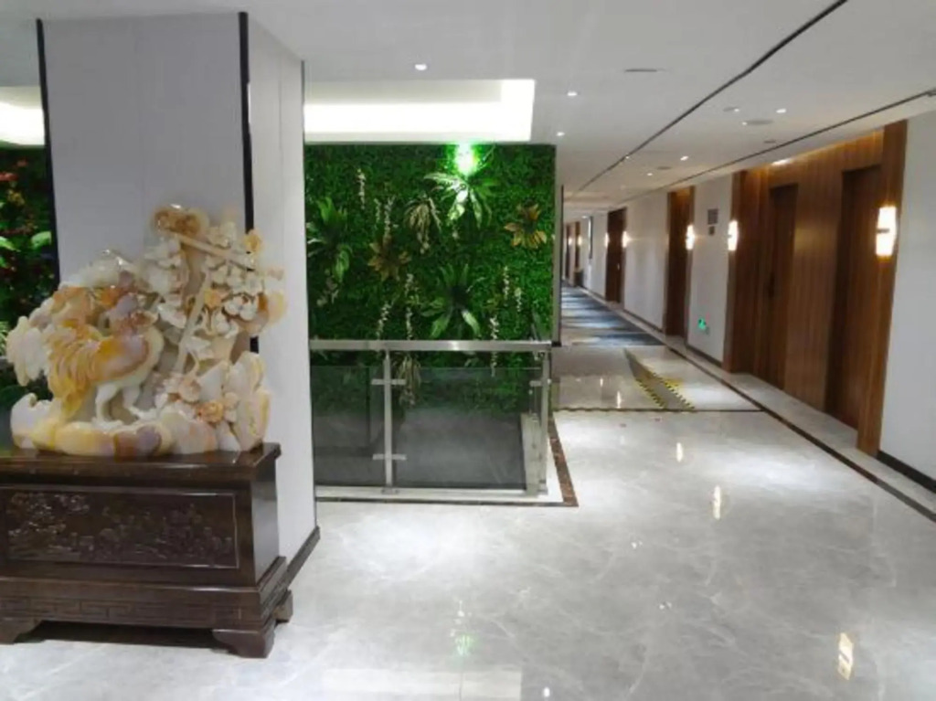 Wanting Hotel (Guangzhou Baiyun Railway Station Xinshi Baixin Plaza)