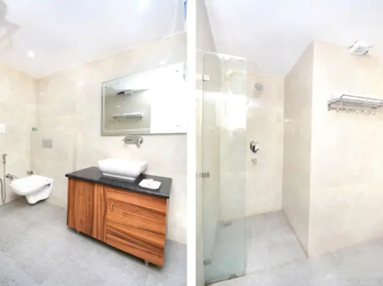 OYO 31114 Hotel Pal Regency