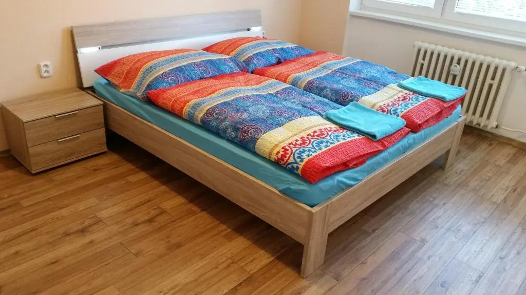 LakeView Apartments