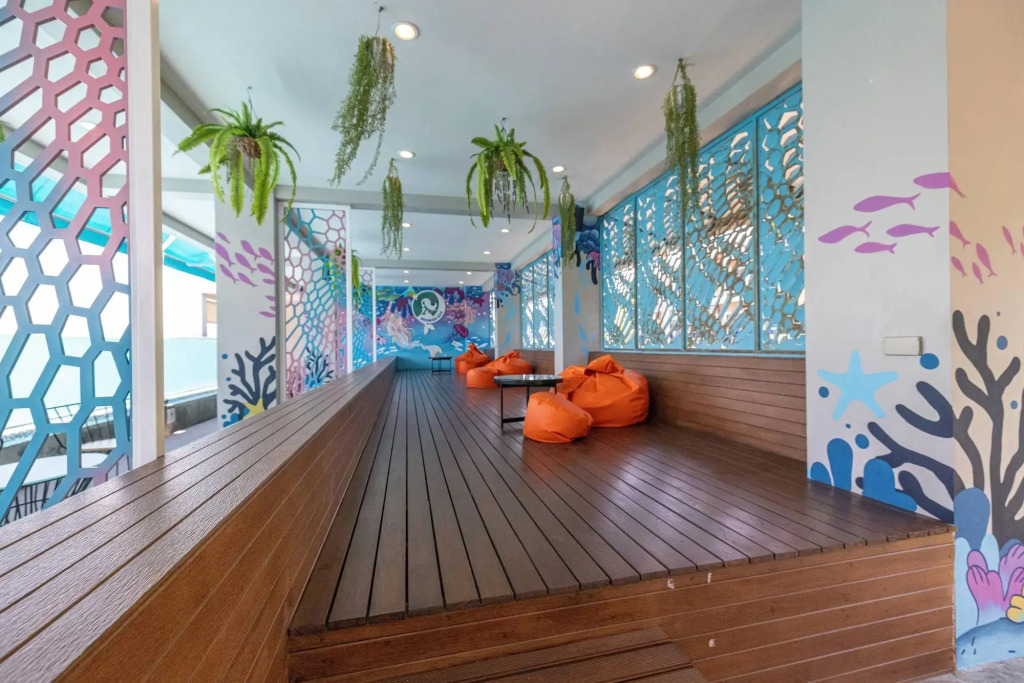 Kana Triple L Hotel Phuket普吉岛卡娜3L酒店