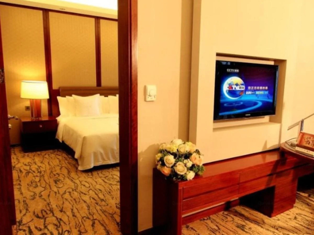 Gloria Grand Hotel Wuxi