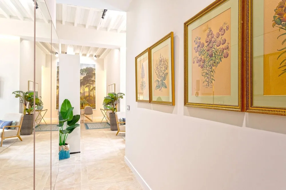 Luxury Apartment in Malaga Plaza del Obispo