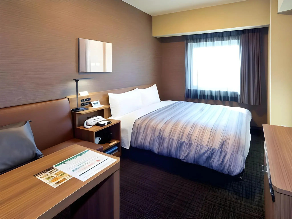 Hotel Route-Inn Tsuyama Ekimae