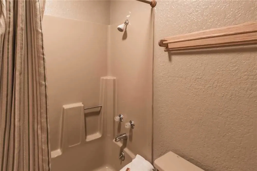 Lindleys Valley View - Three Bedroom Cabin