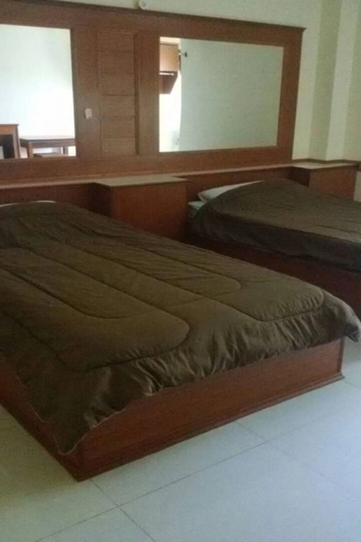 Sirasit 999 Mansion