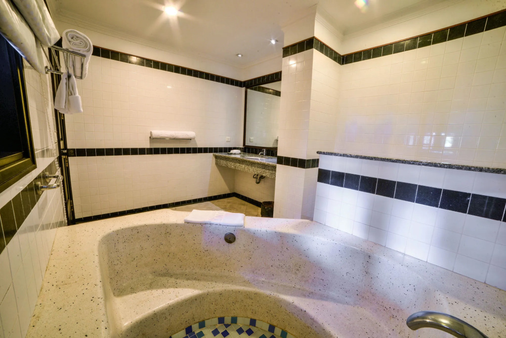 Son Tra Resort & Spa Danang