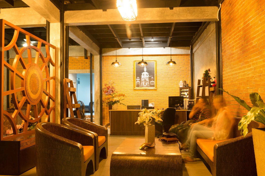 Iris hostel