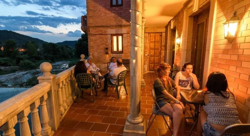 Albergue Valderrobres Auto check-in