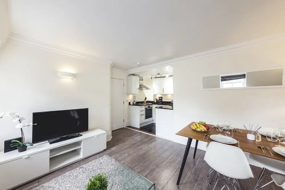 Oxford Street - Bloomsbury Apartment