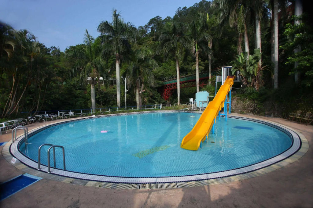 Uni-Resort Mawutu