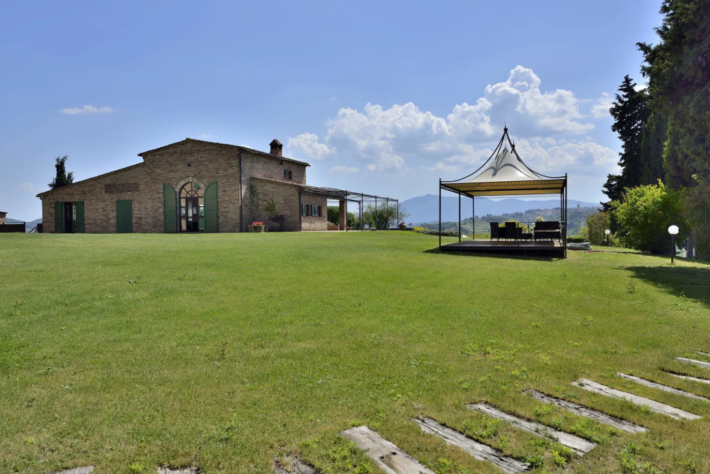 Porsenna Resort