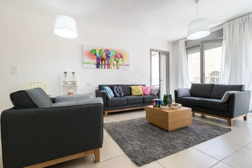 Kook Isrentals - ApartHotels In City Center