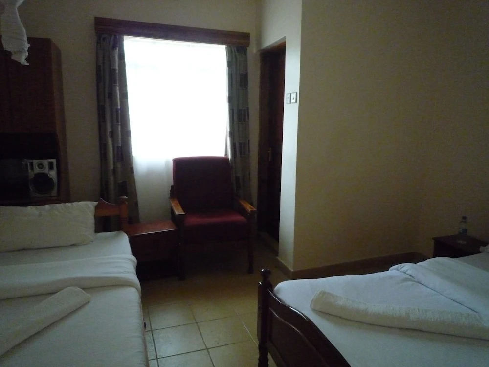 Cawaal Hotels
