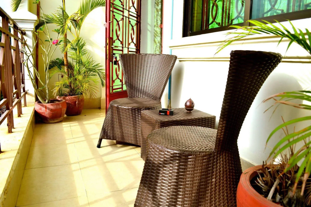 Cyclo Hotel-Bar-Restaurant
