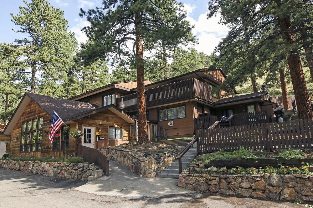 Timber Creek Chalets: 4 1 Bedroom Chalet
