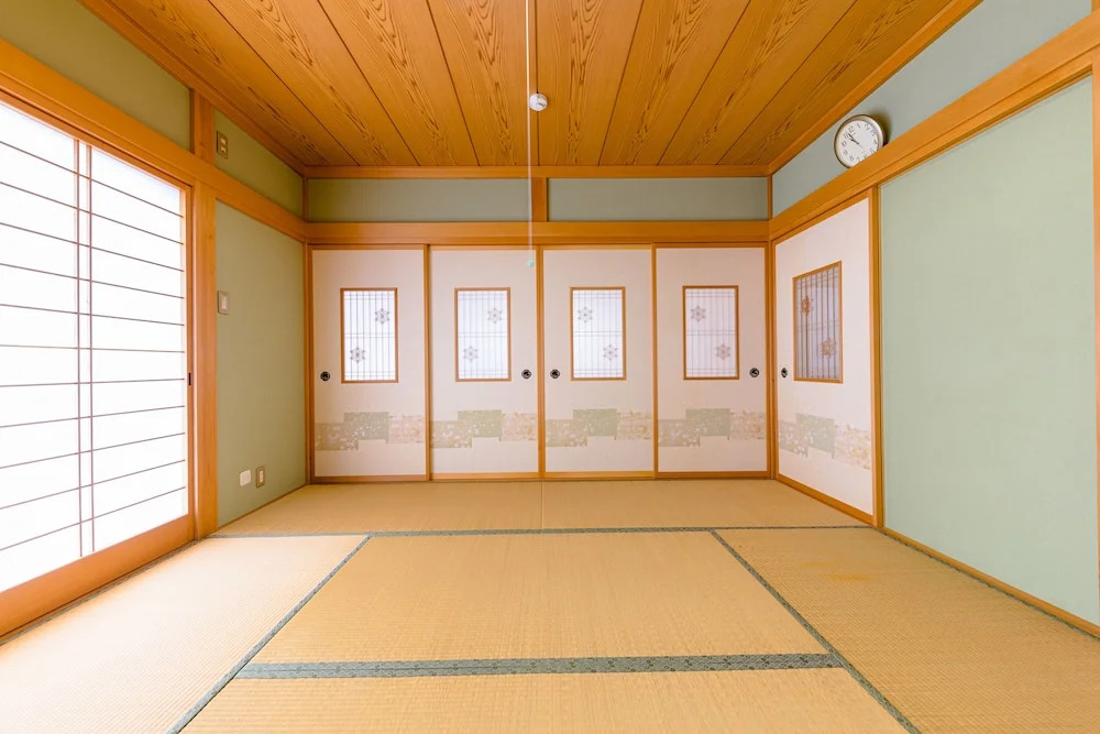 130平米 和モダン邸宅 非日常を愉しむ 最大20名宿泊可 iine