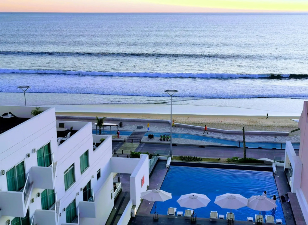 Coral Island Beach View Hotel