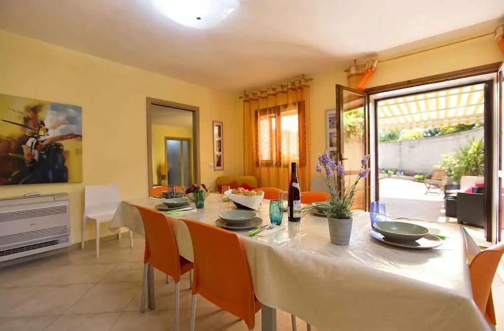 Alghero Villa Maestrale con veranda coperta giardino 4 camere 3 bagni