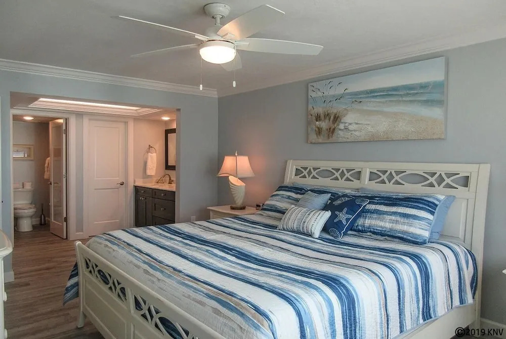Riviera Club 406 2 Bedrooms 2 Bathrooms Condo