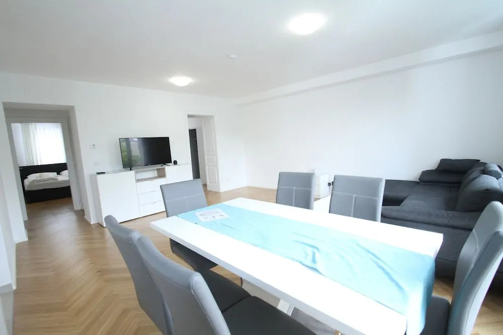 Edelweiss city Apartments United Nations