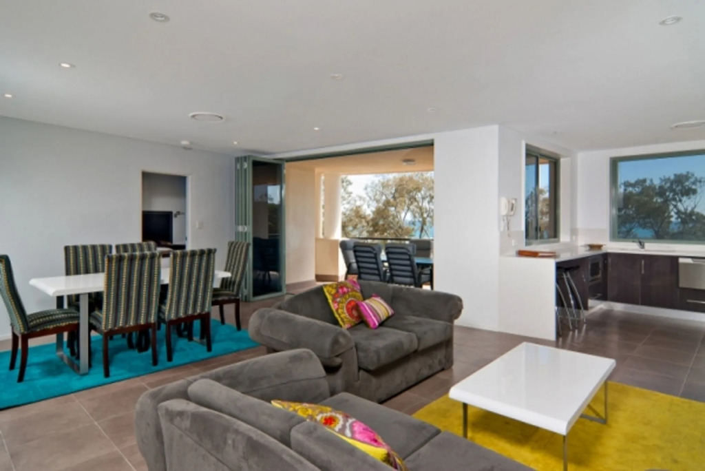 Bay Royal Apartments