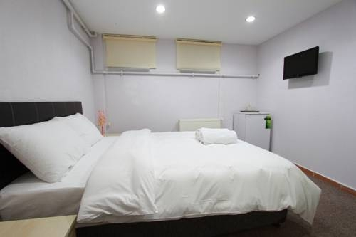 More Residence 2