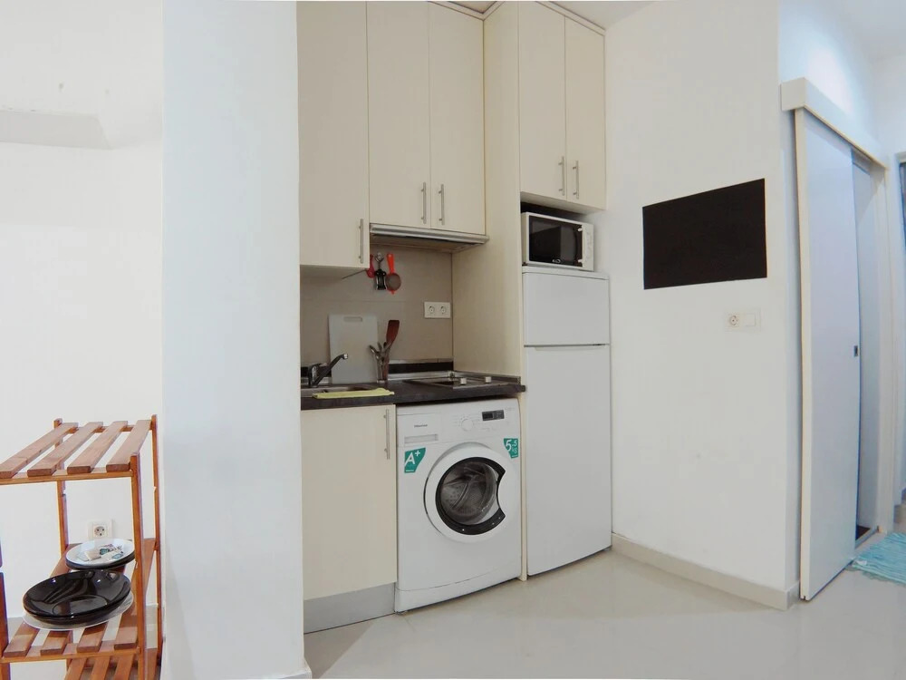 Apartamento en bajos cercano a Principe Pío AZBEXC